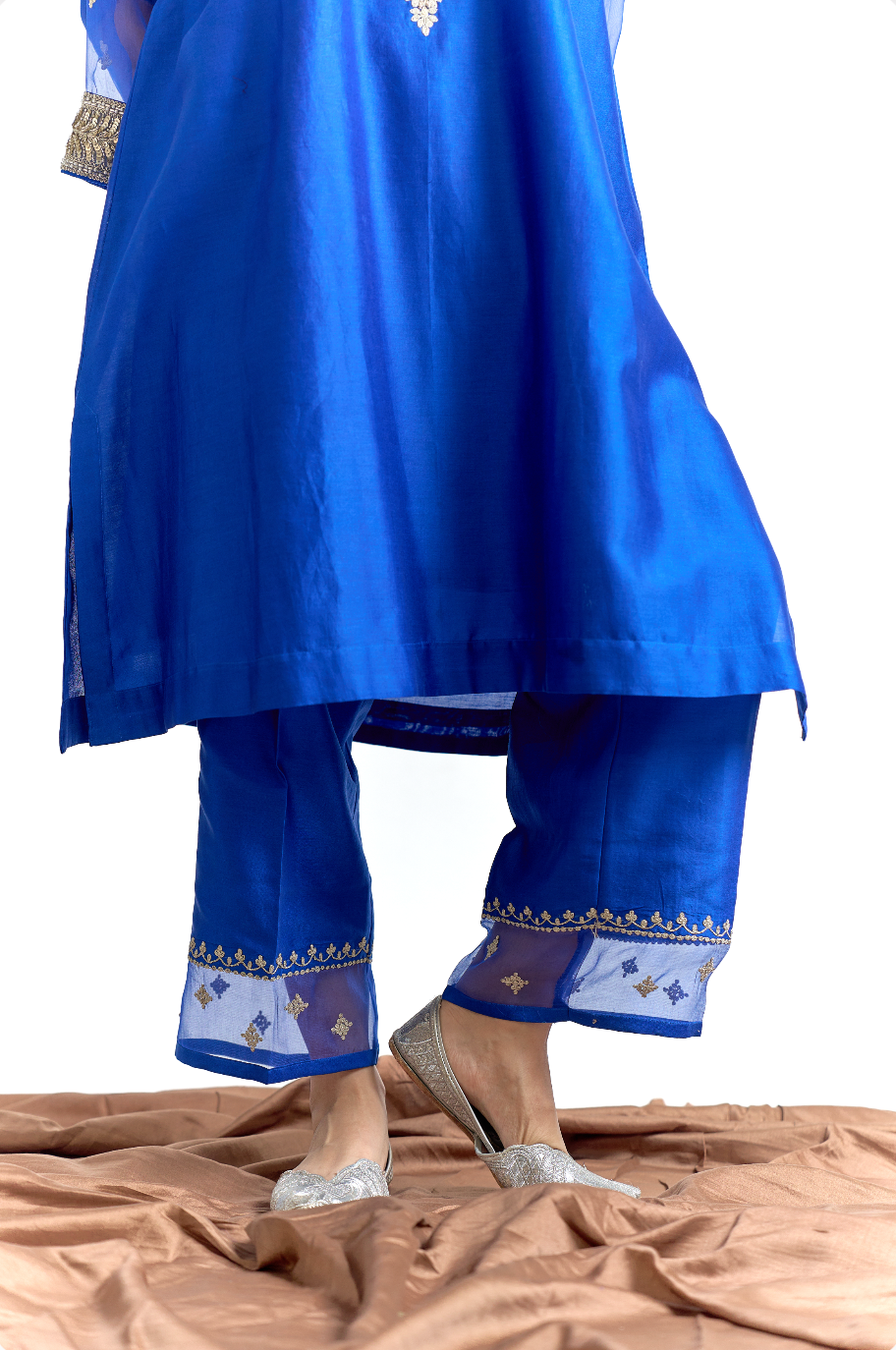 Royal Blue Silk Chanderi Antifit Kurta Set with Cutdana & Dabka Embroidery