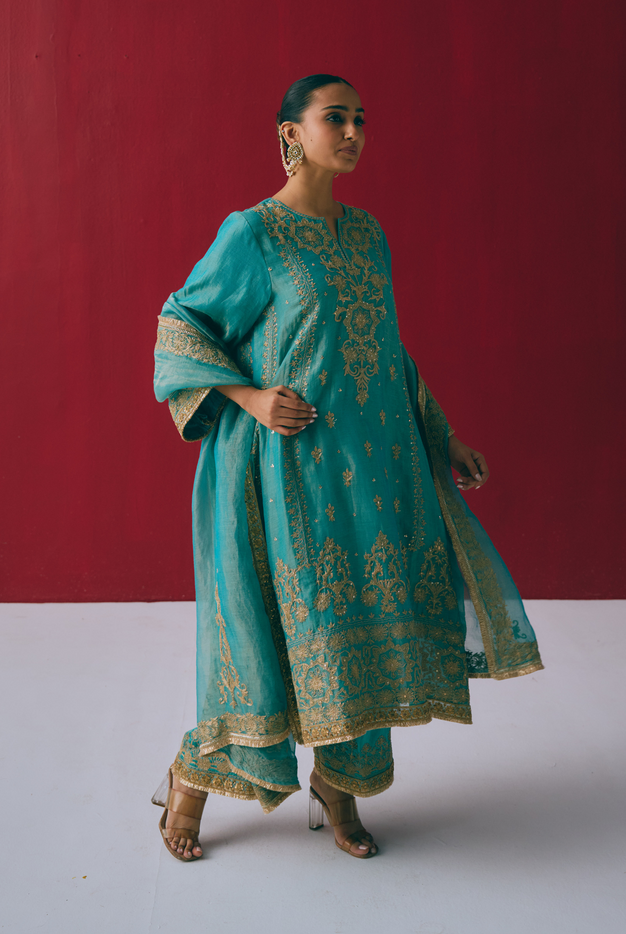 Lagoon Tissue Maheshwari Kurta Set with Dabka & Sitara Embroidery