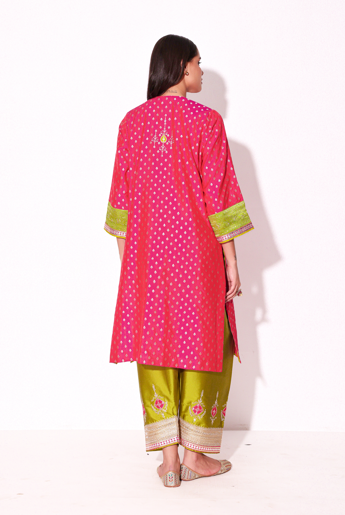 Fuchsia Banarasi Silk Kurta Set with Zari & Dabka Work