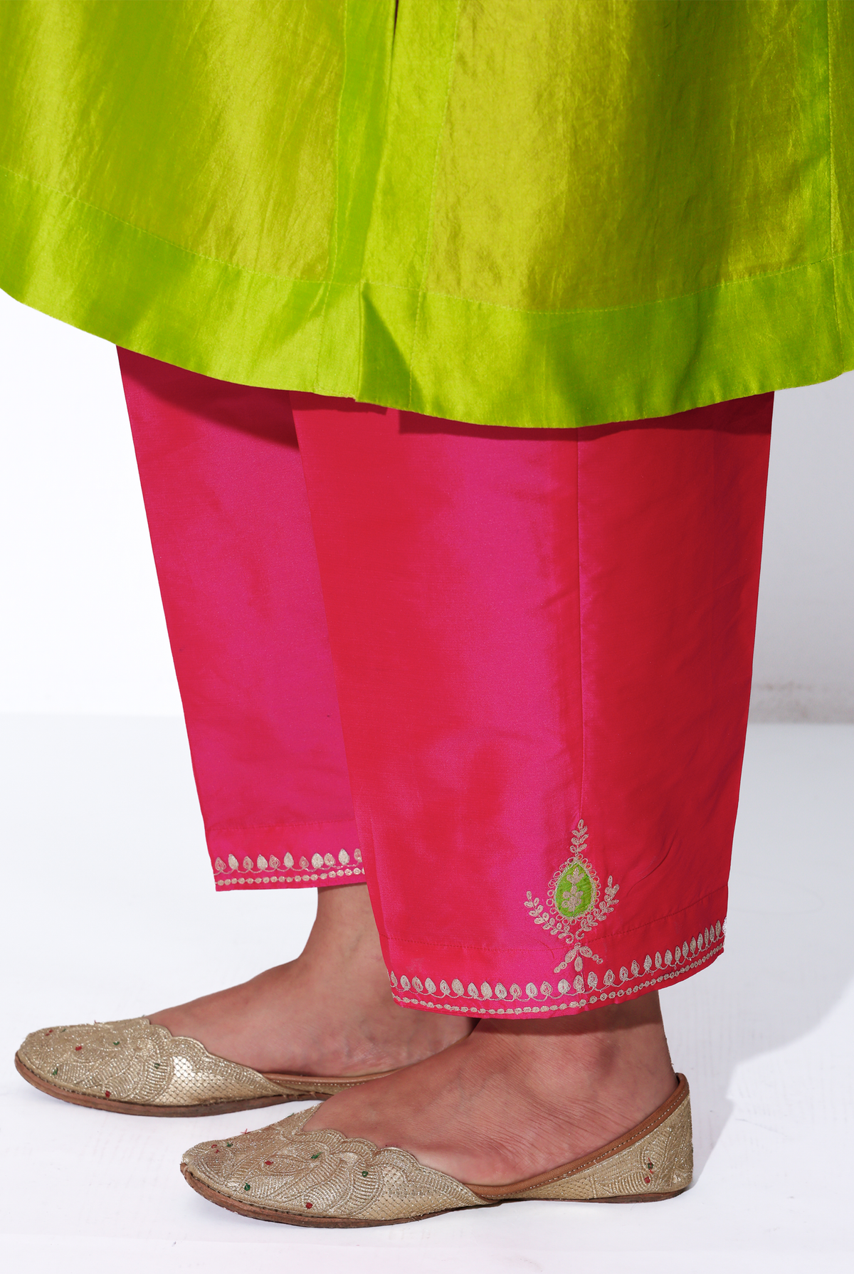 Parrot Green & Fuchsia Chiniya Silk Antifit Kurta Set