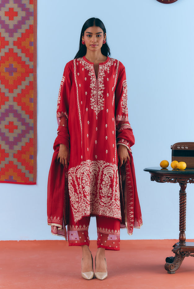 Red Silk Chanderi Kurta Set with White Thread & Pita Embroidery