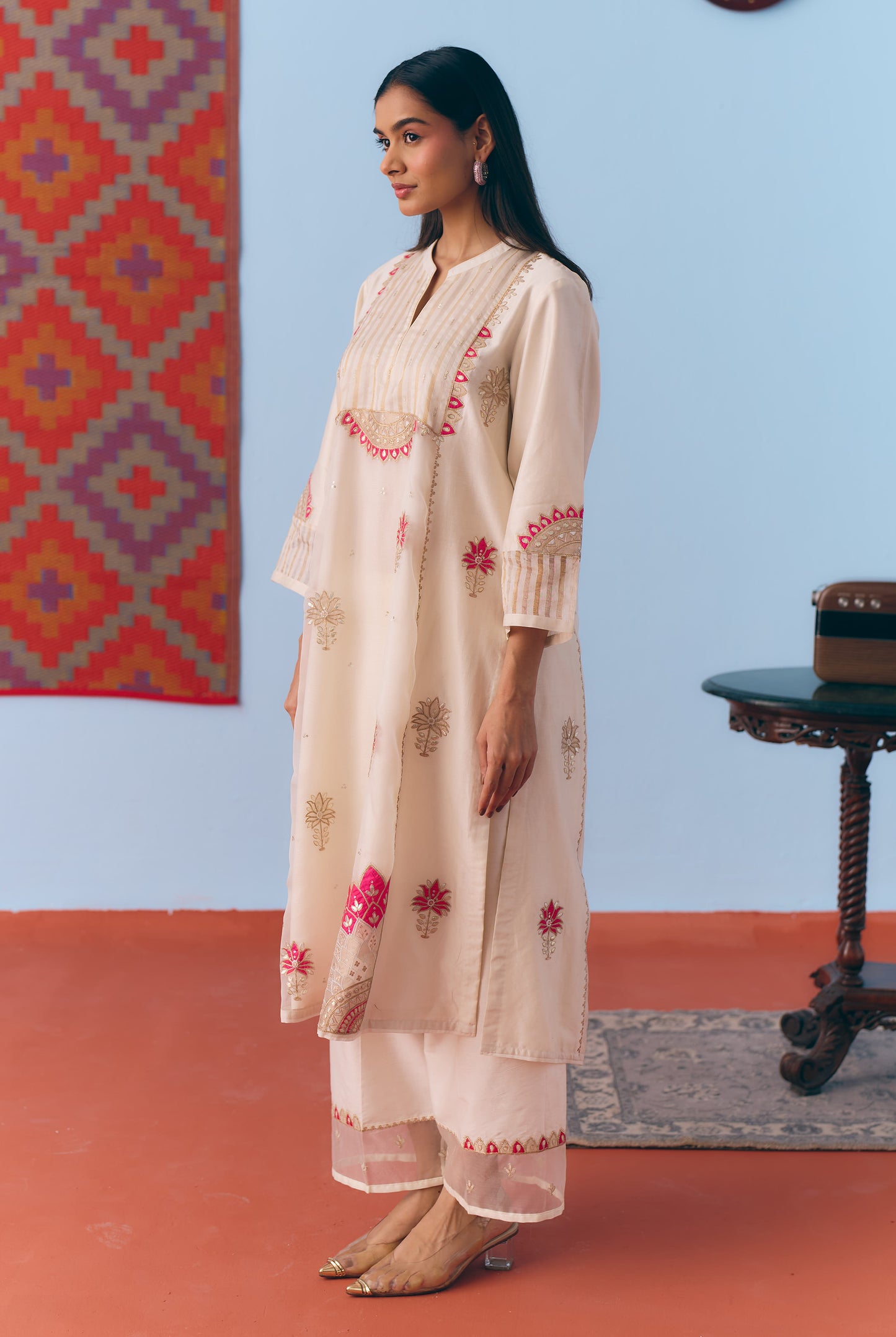 White Silk Chanderi Kurta Set with Pink Appliqué & Gota Embroidery
