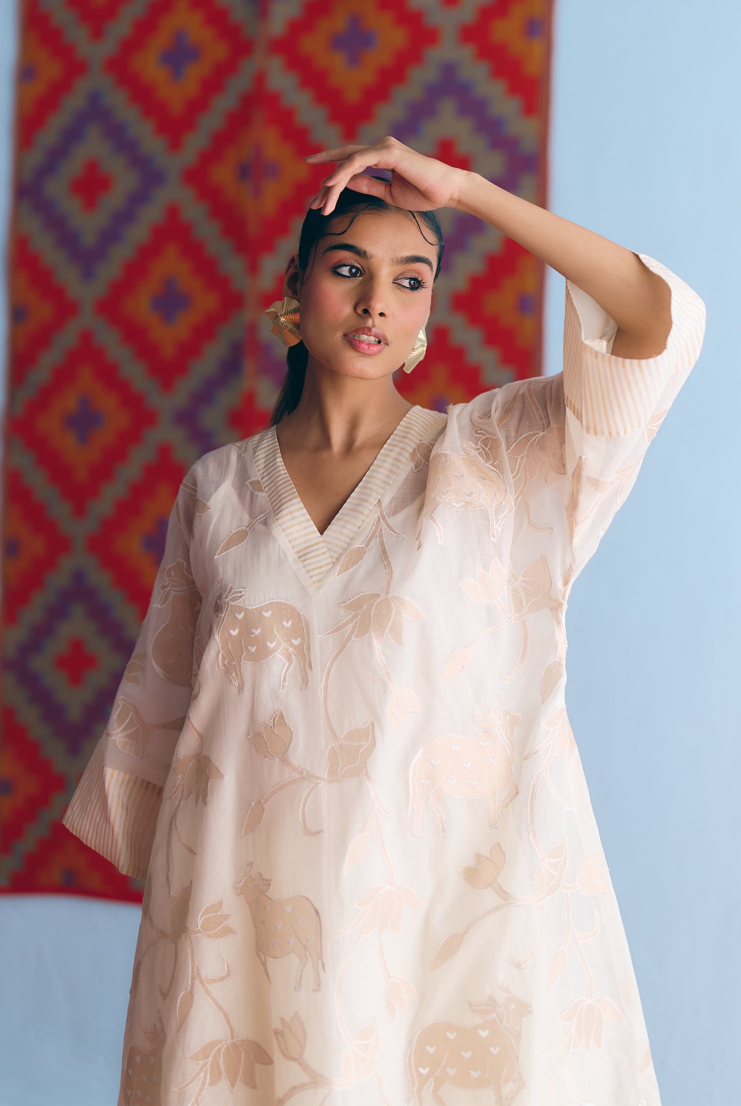 White Chanderi Antifit Co-ord with Dull Gold Tissue Appliqué