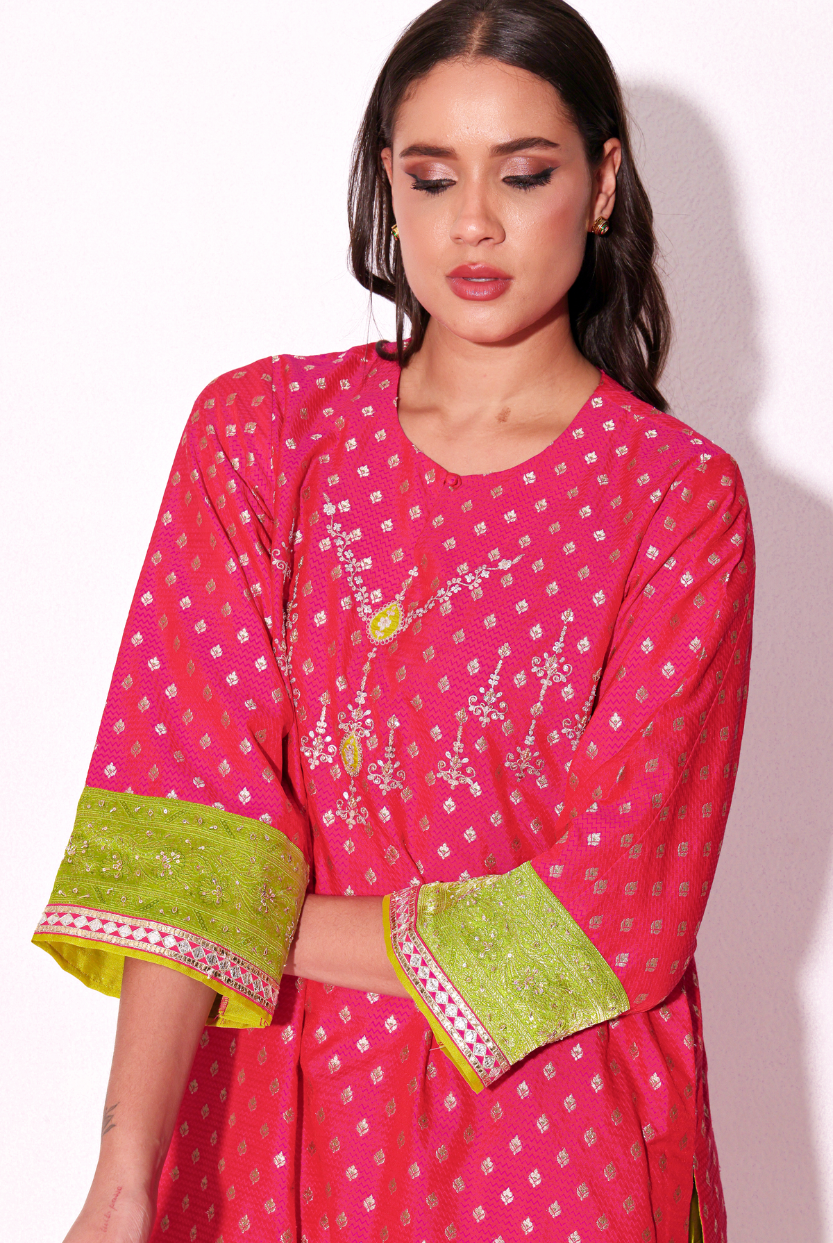 Fuchsia Banarasi Silk Kurta Set with Zari & Dabka Work