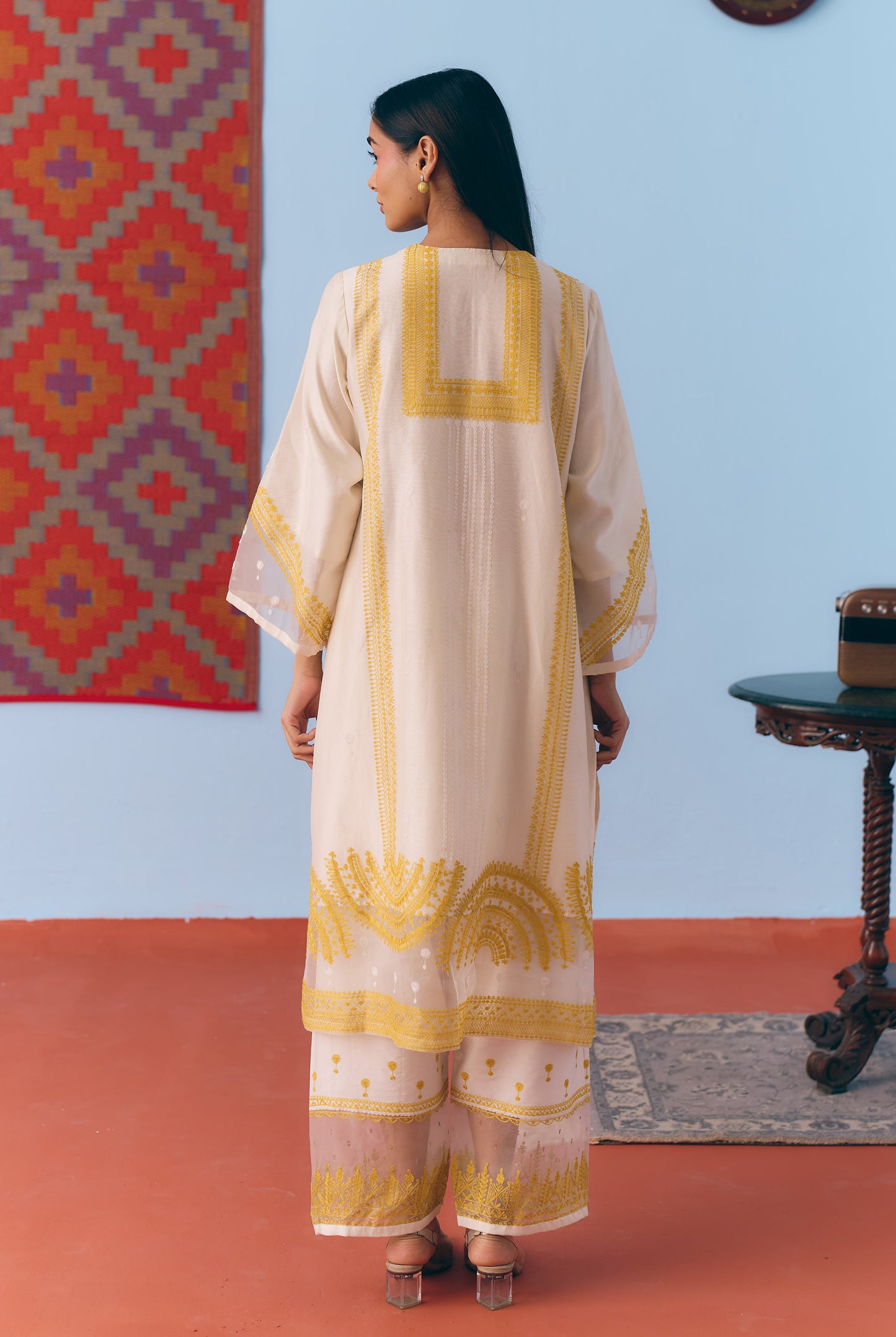 White & Lime Silk Chanderi Kurta Set with Thread Embroidery