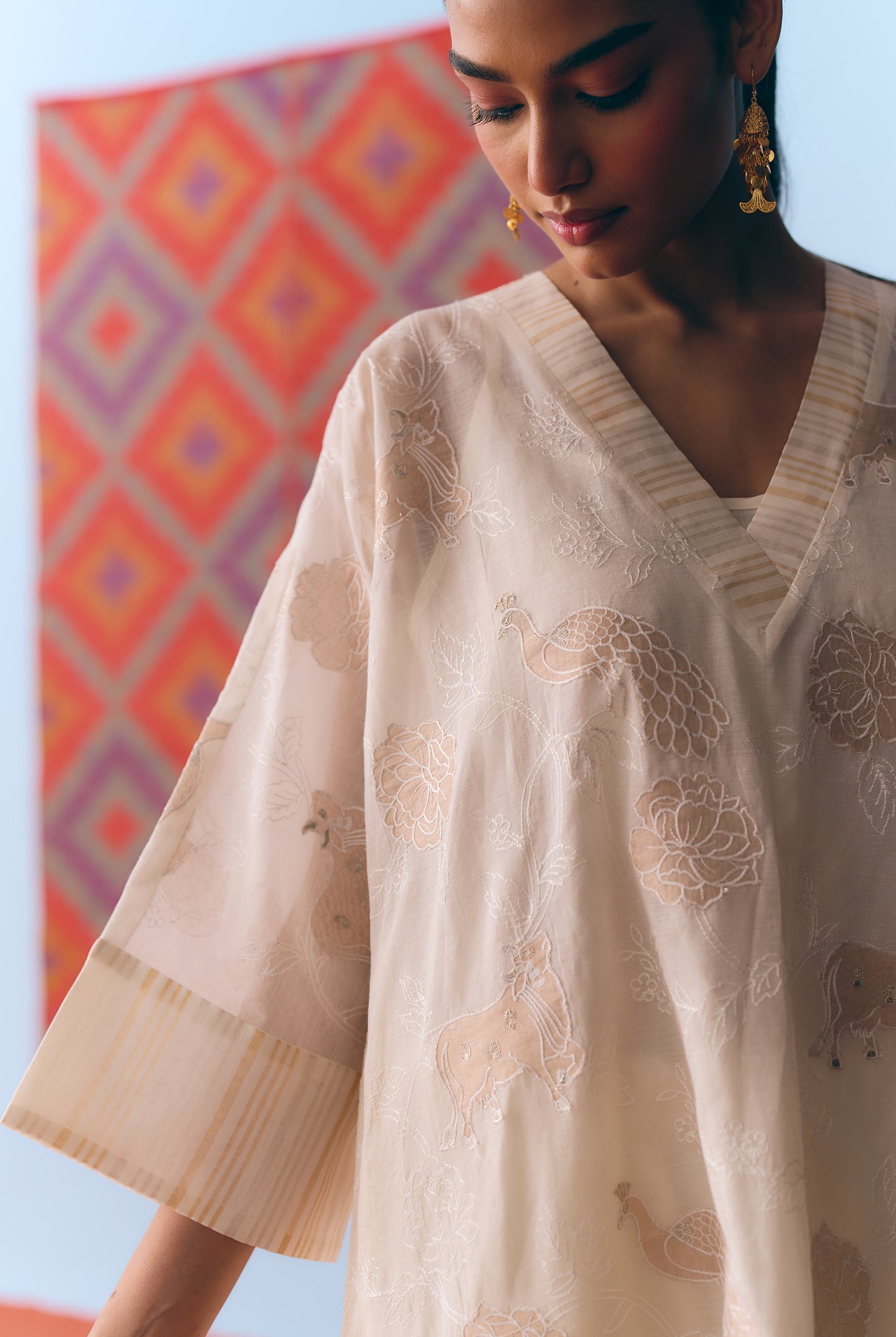 White Chanderi Antifit Co-ord with Dull Gold Tissue Appliqué