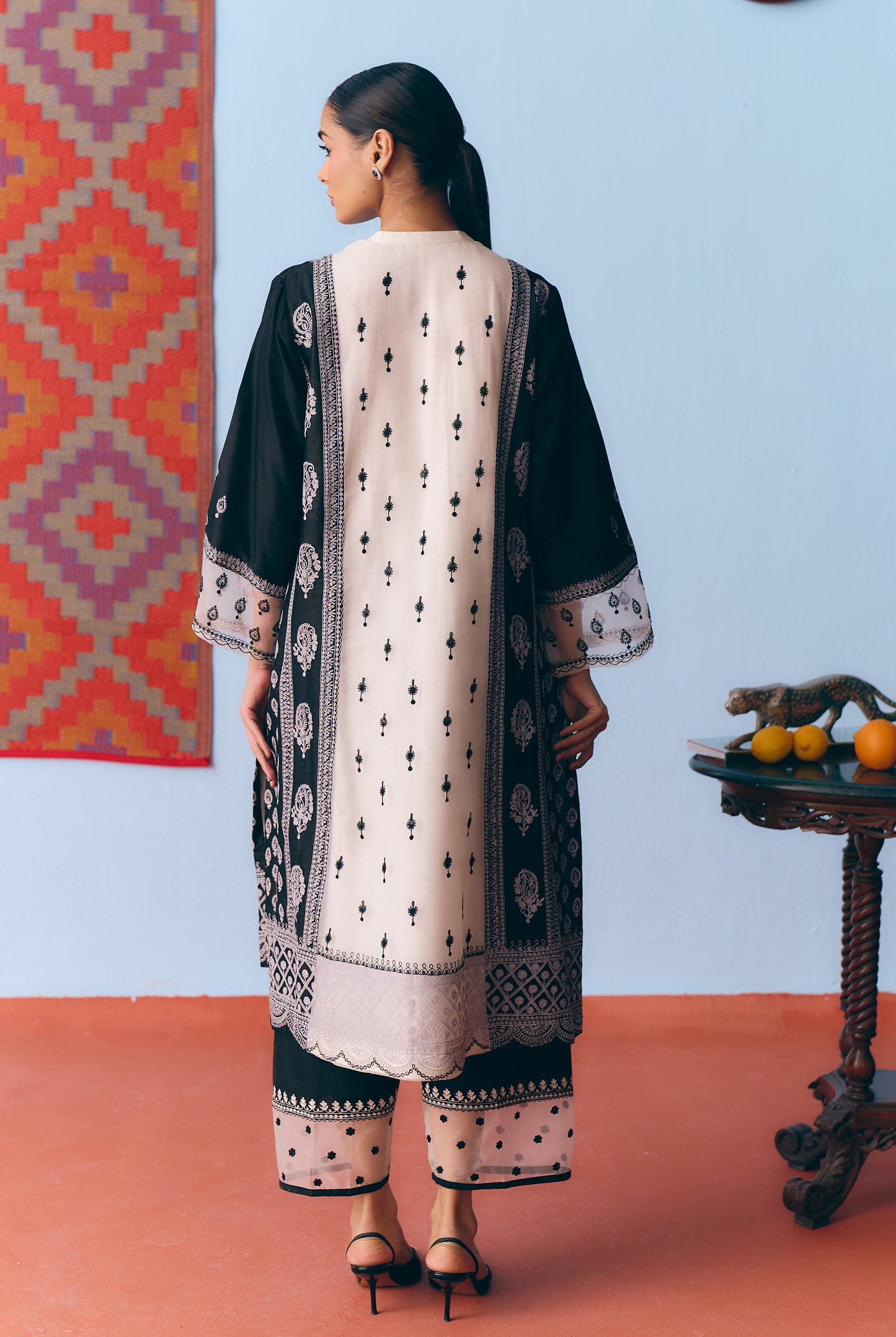 Black & White Silk Chanderi Kurta Set with Thread & Pita Embroidery