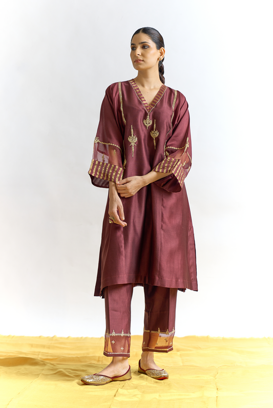 Cocoa Silk Chanderi Antifit Kurta Set with Dabka & Dori Embroidery