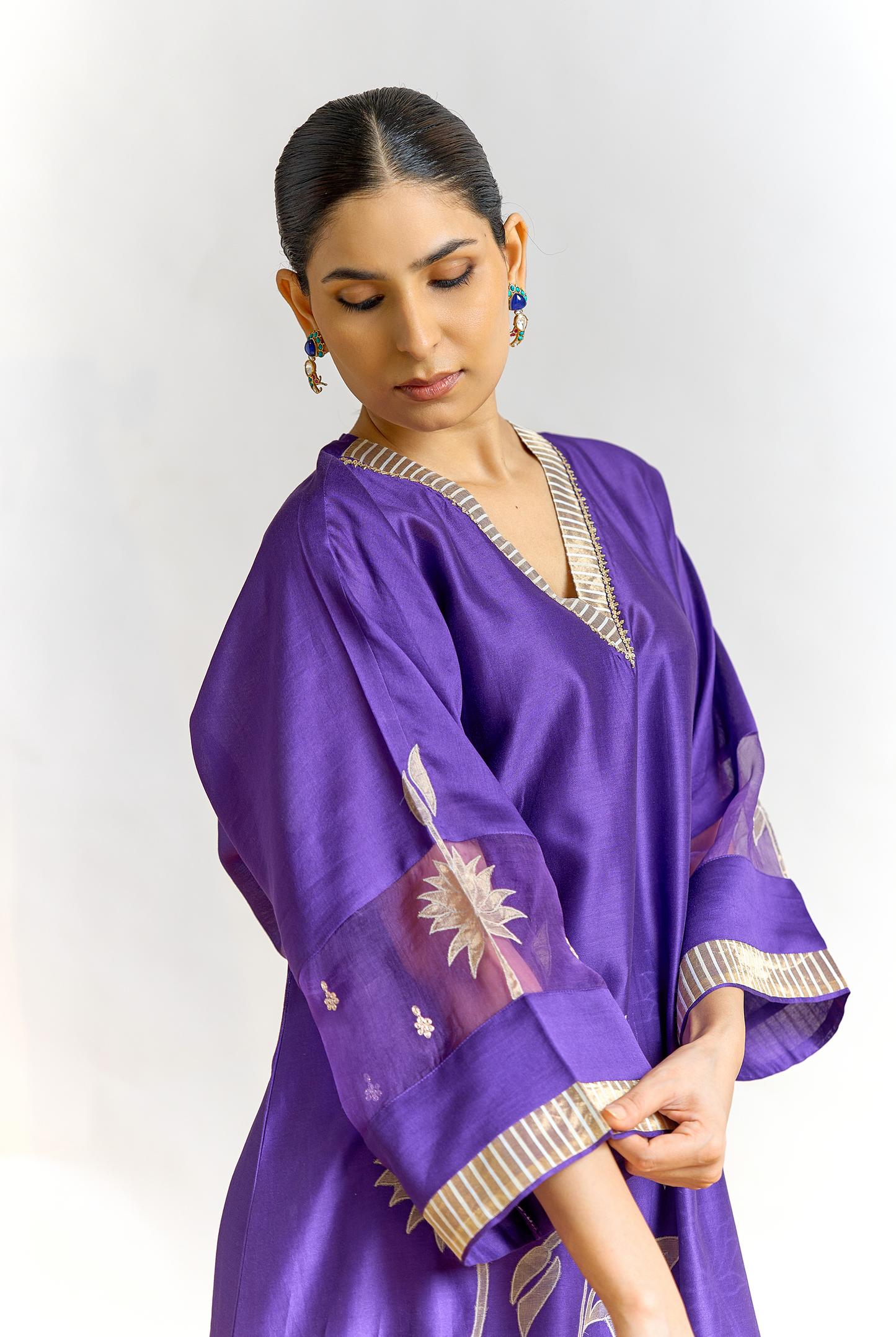 Violet Silk Chanderi Antifit Kurta Set with Tissue Appliqué