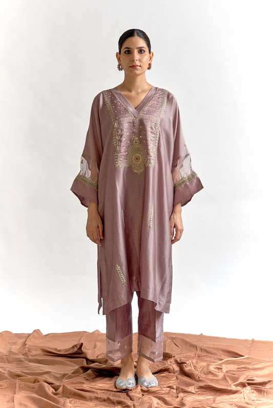 Dusty Rose Silk Chanderi Antifit Kurta Set with Gota & Dori Embroidery