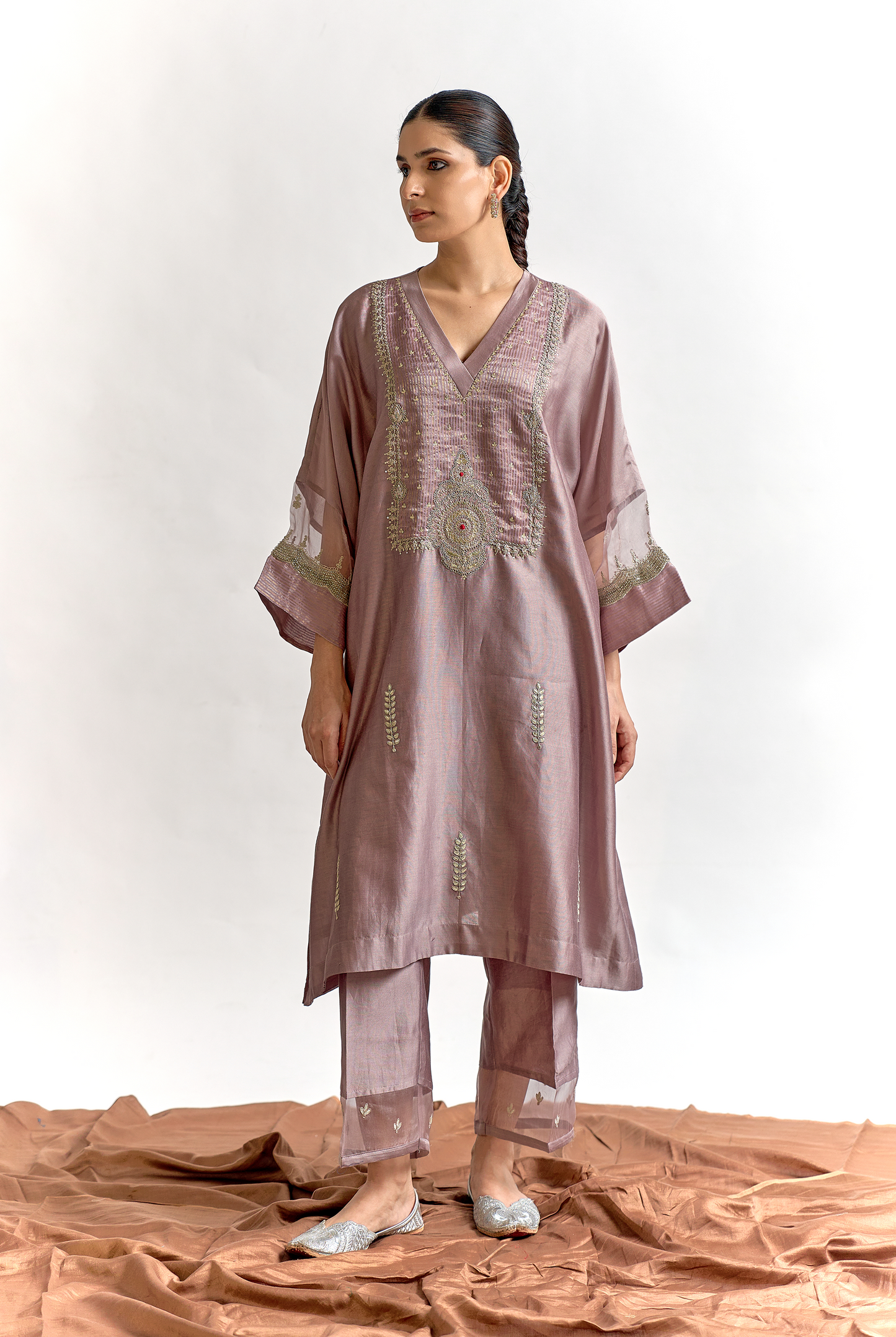 Dusty Rose Silk Chanderi Antifit Kurta Set with Gota & Dori Embroidery