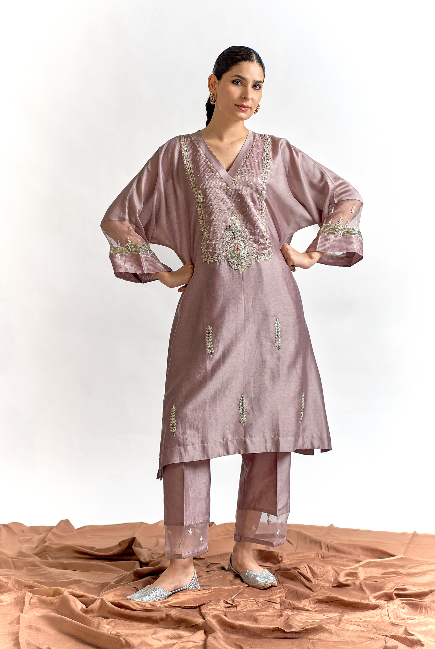 Dusty Rose Silk Chanderi Antifit Kurta Set with Gota & Dori Embroidery