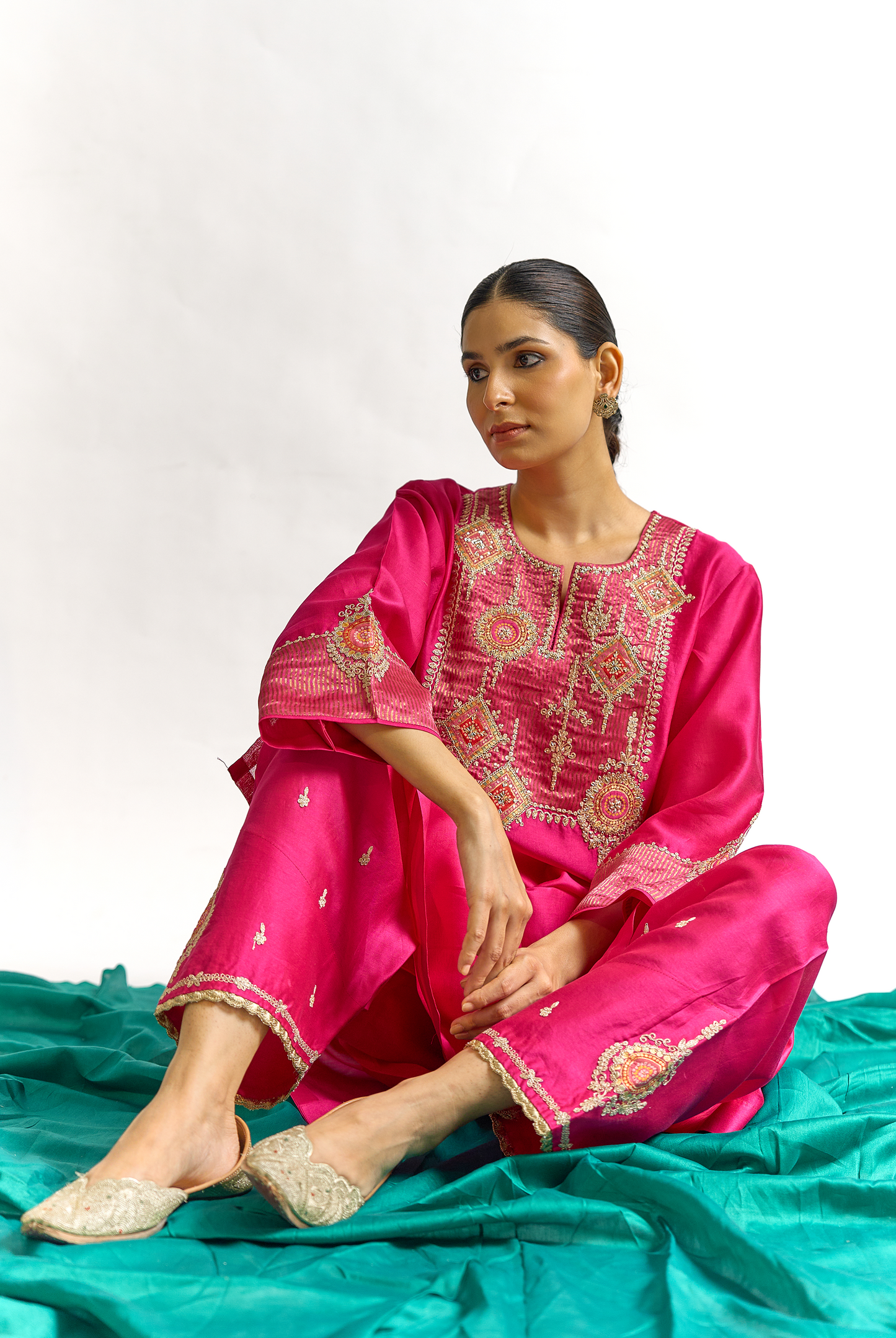 Magenta Silk Chanderi Antifit Kurta Set with Banarasi Yoke & Dori Embroidery