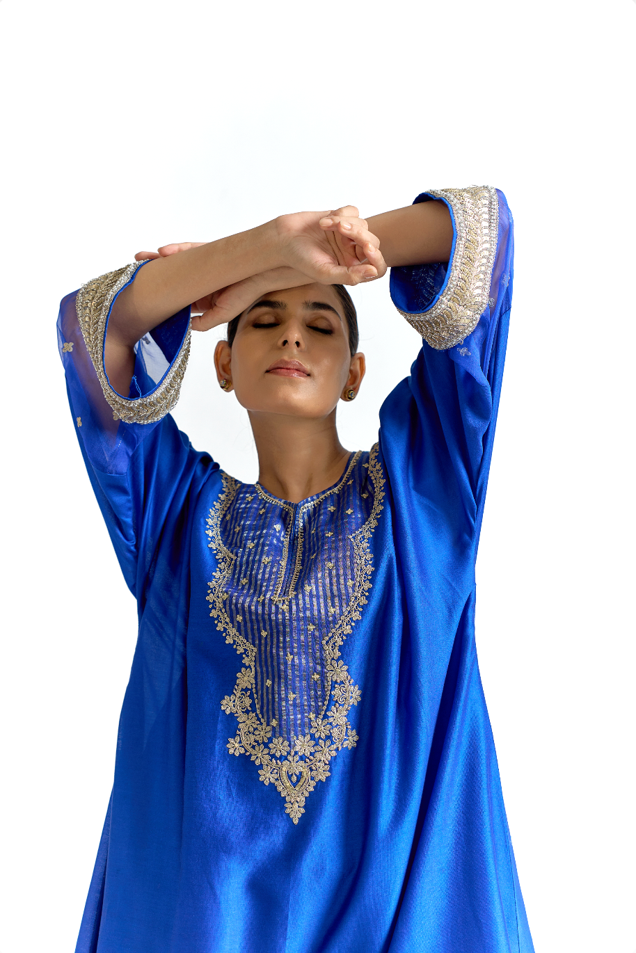 Royal Blue Silk Chanderi Antifit Kurta Set with Cutdana & Dabka Embroidery
