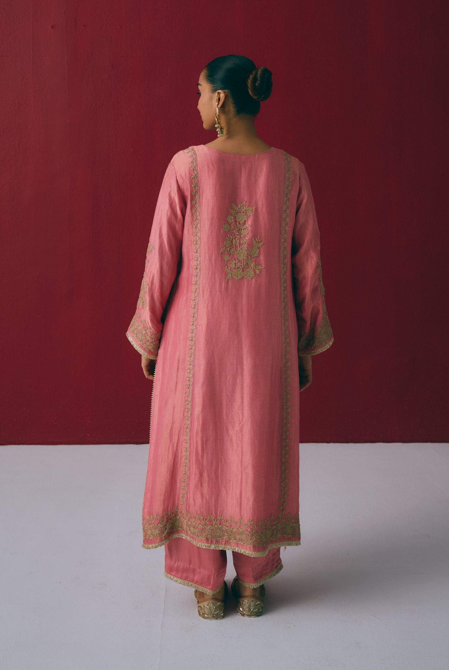 Coral Tissue Maheshwari Kurta Set with Dori & Dabka Embroidery