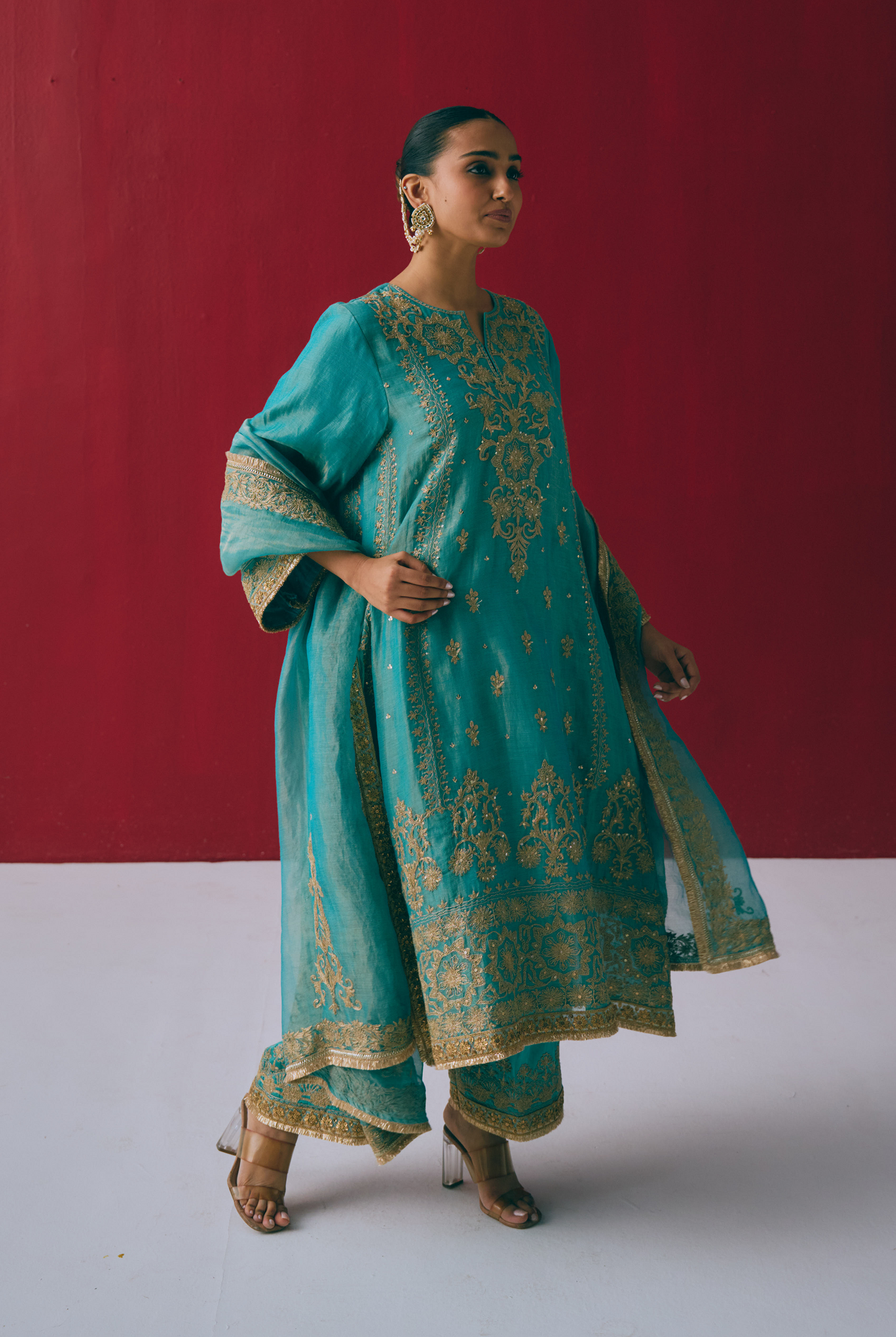 Lagoon Tissue Maheshwari Kurta Set with Dabka & Sitara Embroidery