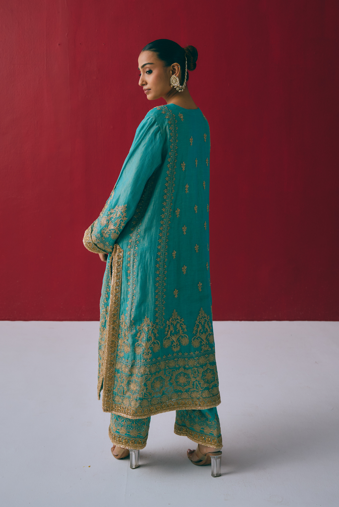 Lagoon Tissue Maheshwari Kurta Set with Dabka & Sitara Embroidery