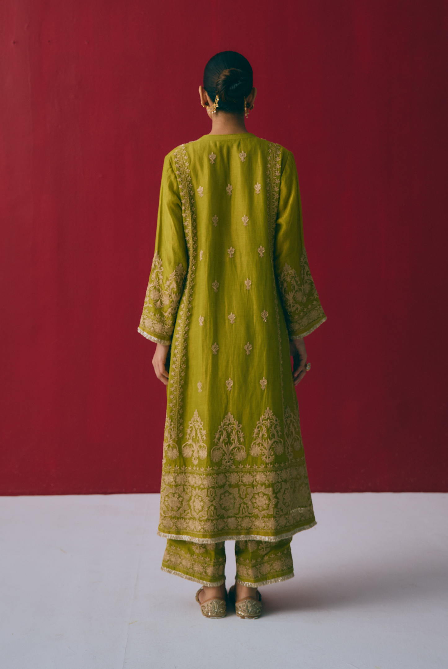 Fern Tissue Maheshwari Kurta Set with Dabka & Sitara Embroidery